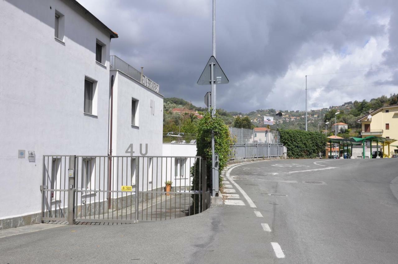 Bed & Breakfast 4U Parcheggio Interno Chiavari Exterior foto